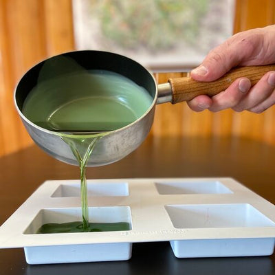 mountainFLOW eco-wax. Eco-friendly, biodegradable, ski and snowboard wax