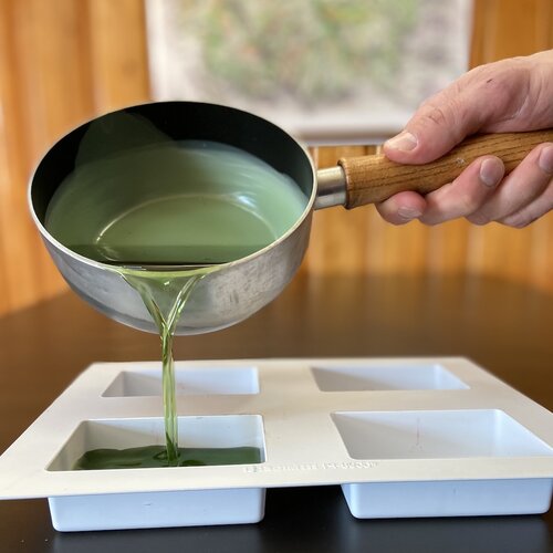 mountainFLOW eco-wax. Eco-friendly, biodegradable, ski and snowboard wax